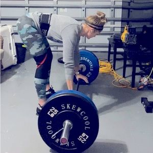 Meet your Posher, Connie